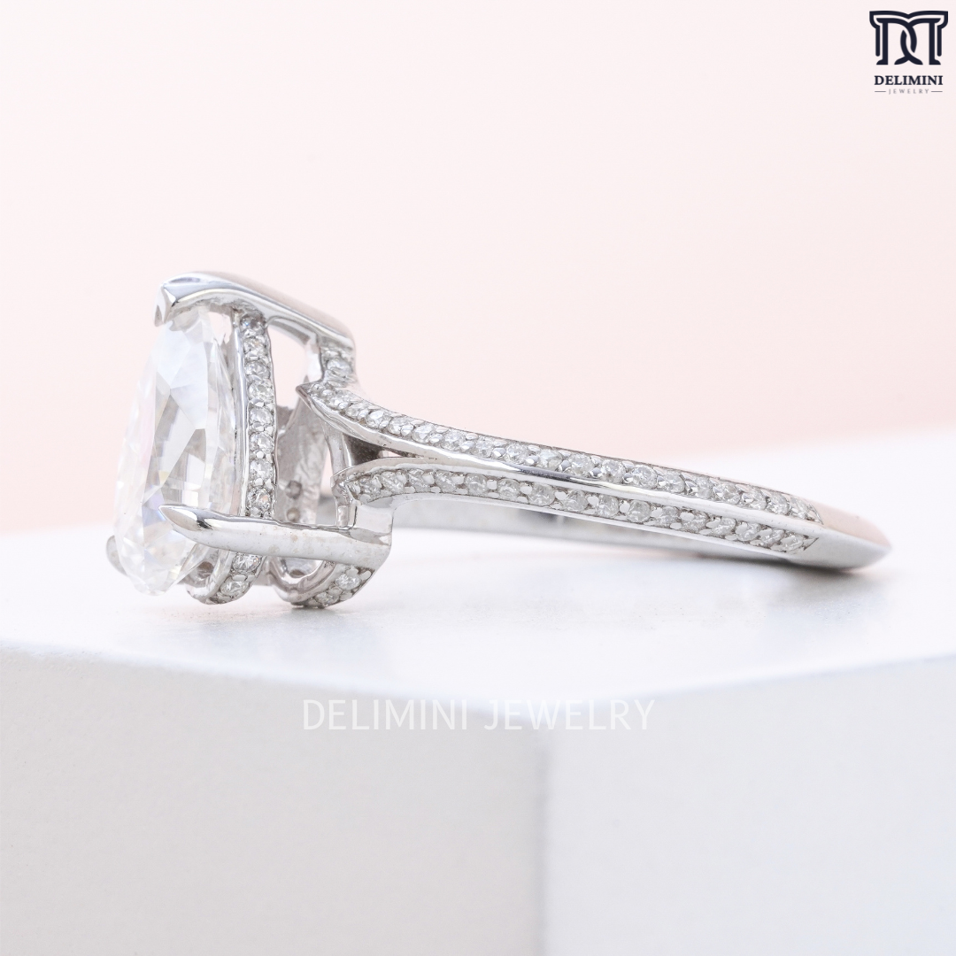 Two Pear Cut Separated Band Toi Et Moi Diamond Ring