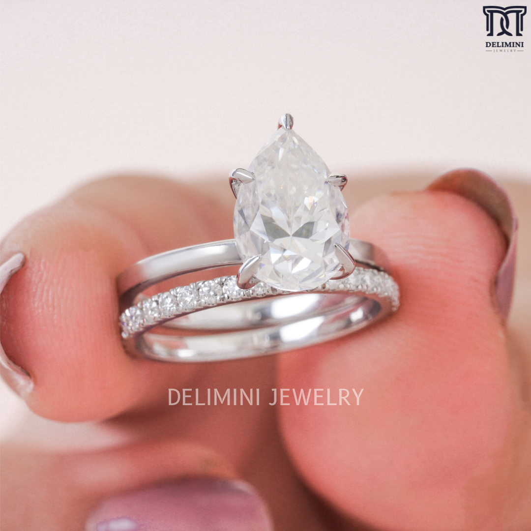 Premium Pear Cut Diamond with Half Diamond Band Bridal Set Rings