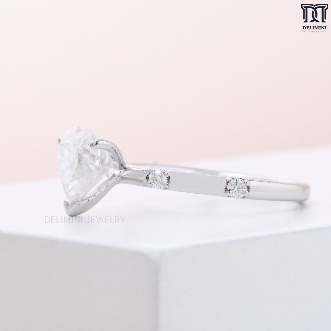 Elegant Heart Cut Diamond Engagement Ring