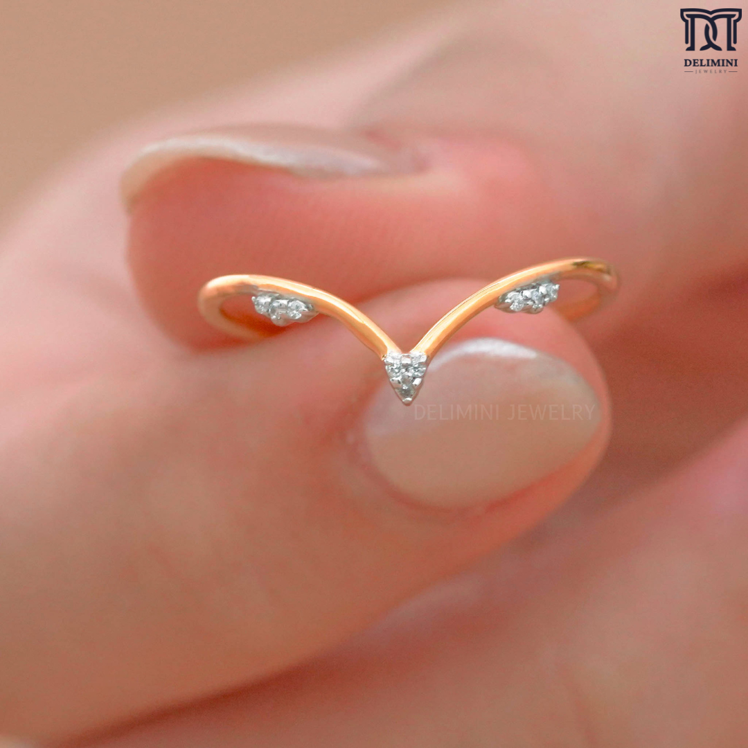 V Shaped Diamond Stacking Ring