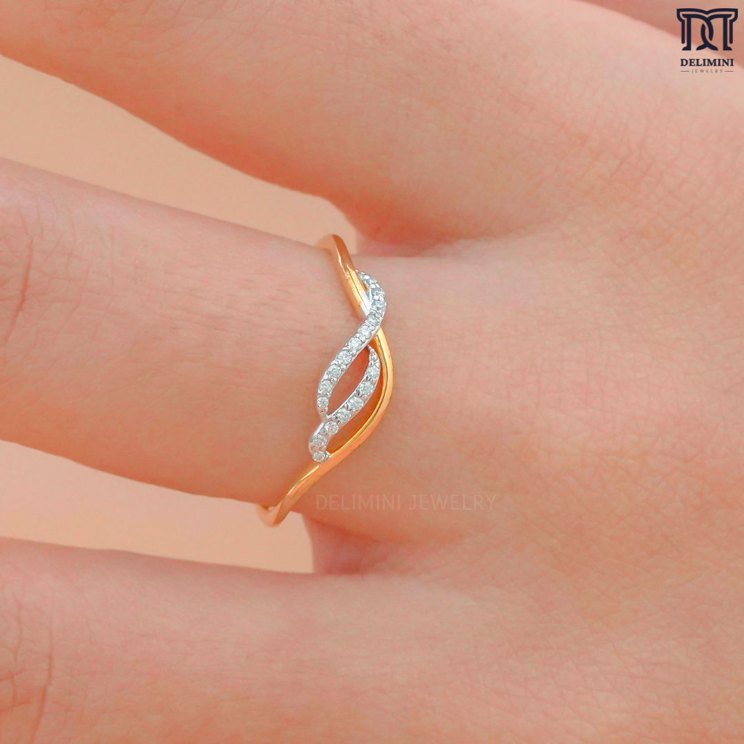 Unique Interlocking Wrap Diamond Ring