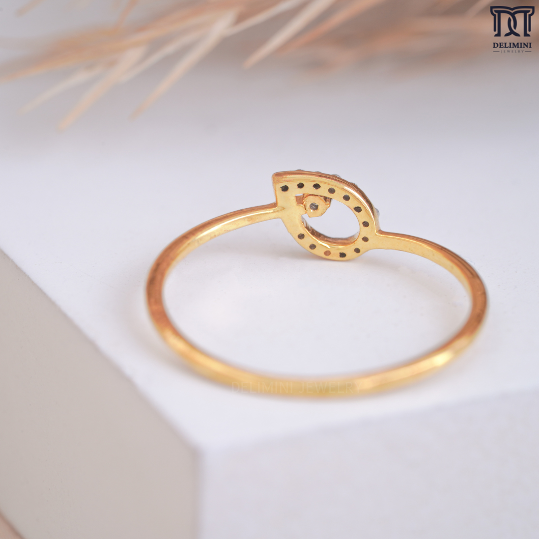 Botanical Leaf Shaped Delicate Diamond Ring