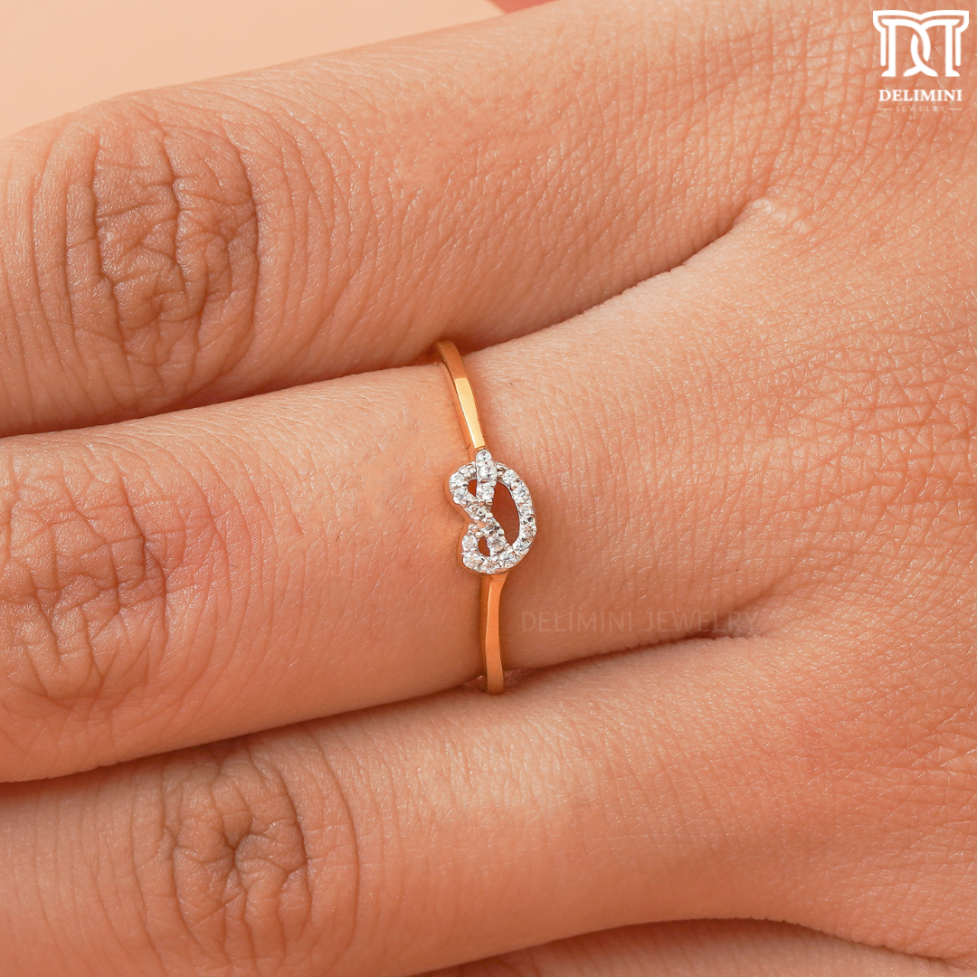 Minimalist Love Knot Diamond Ring - DELIMINI JEWELRY