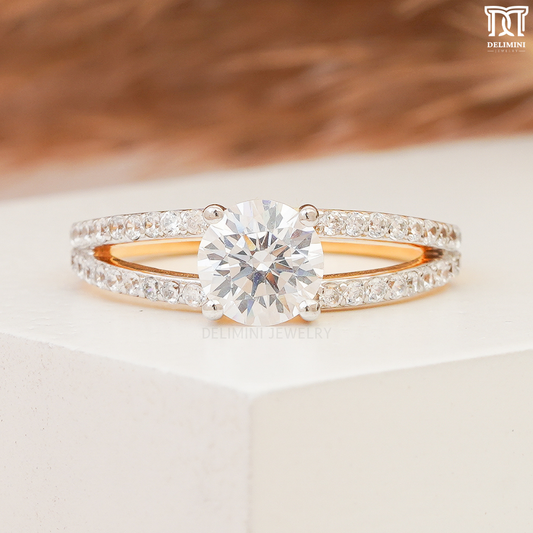 Royal Round Cut Diamond Ring For Engagement