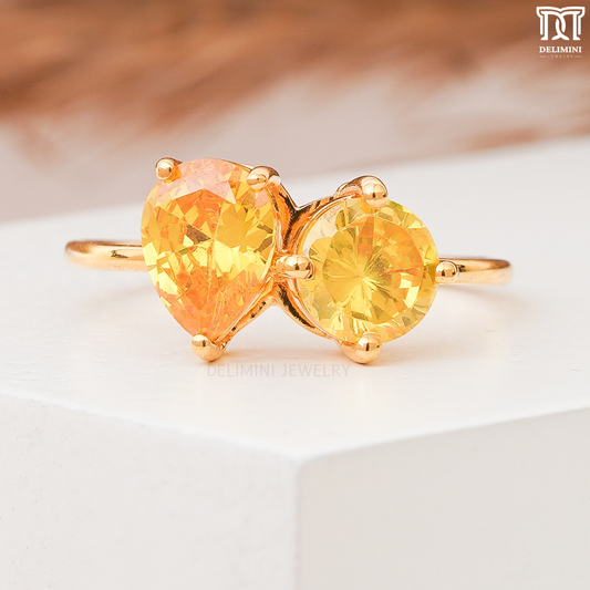 Toi Et Moi Pear and Round Cut Diamond Ring