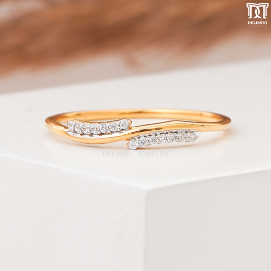 Minimalist Curved Diamond Wave Stacking Ring