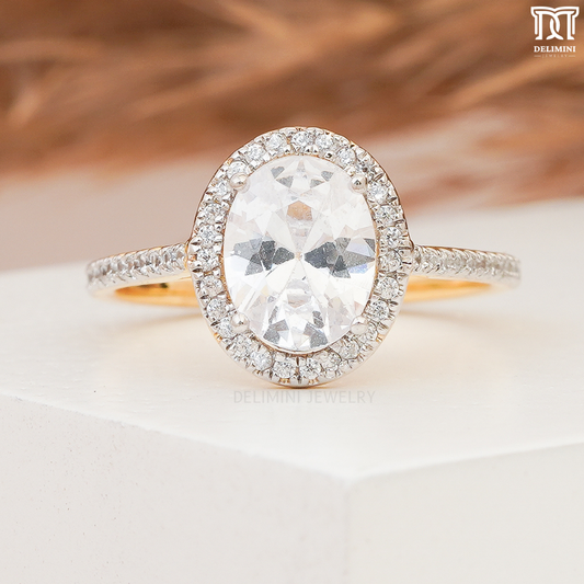 Modern Solitaire Oval Engagement Diamond Ring For Women